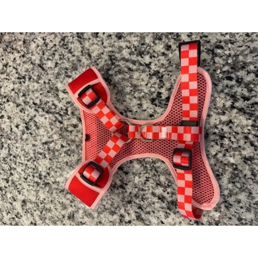 Sniff & Bark Red Pink Checkered Dog‎ Harness Collar Leash Set